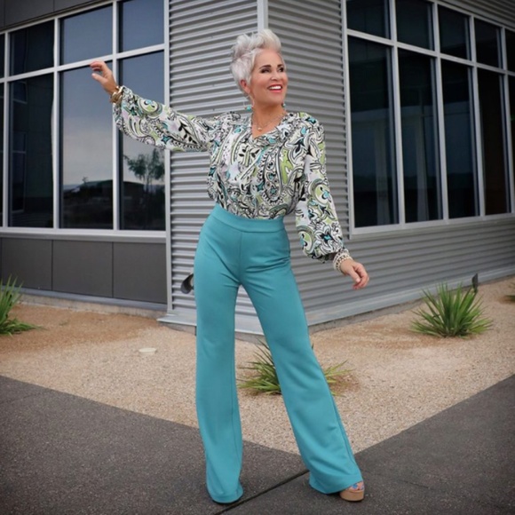 Chico's Black label PULL ON pants - Picture 4 of 5